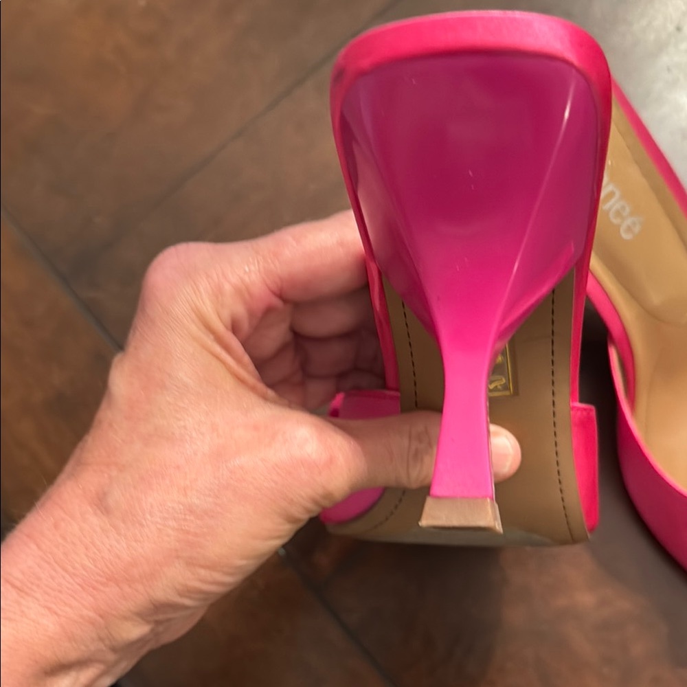 J.Renee Pink Mules with Ruffled Detail - Picture 7 of 13